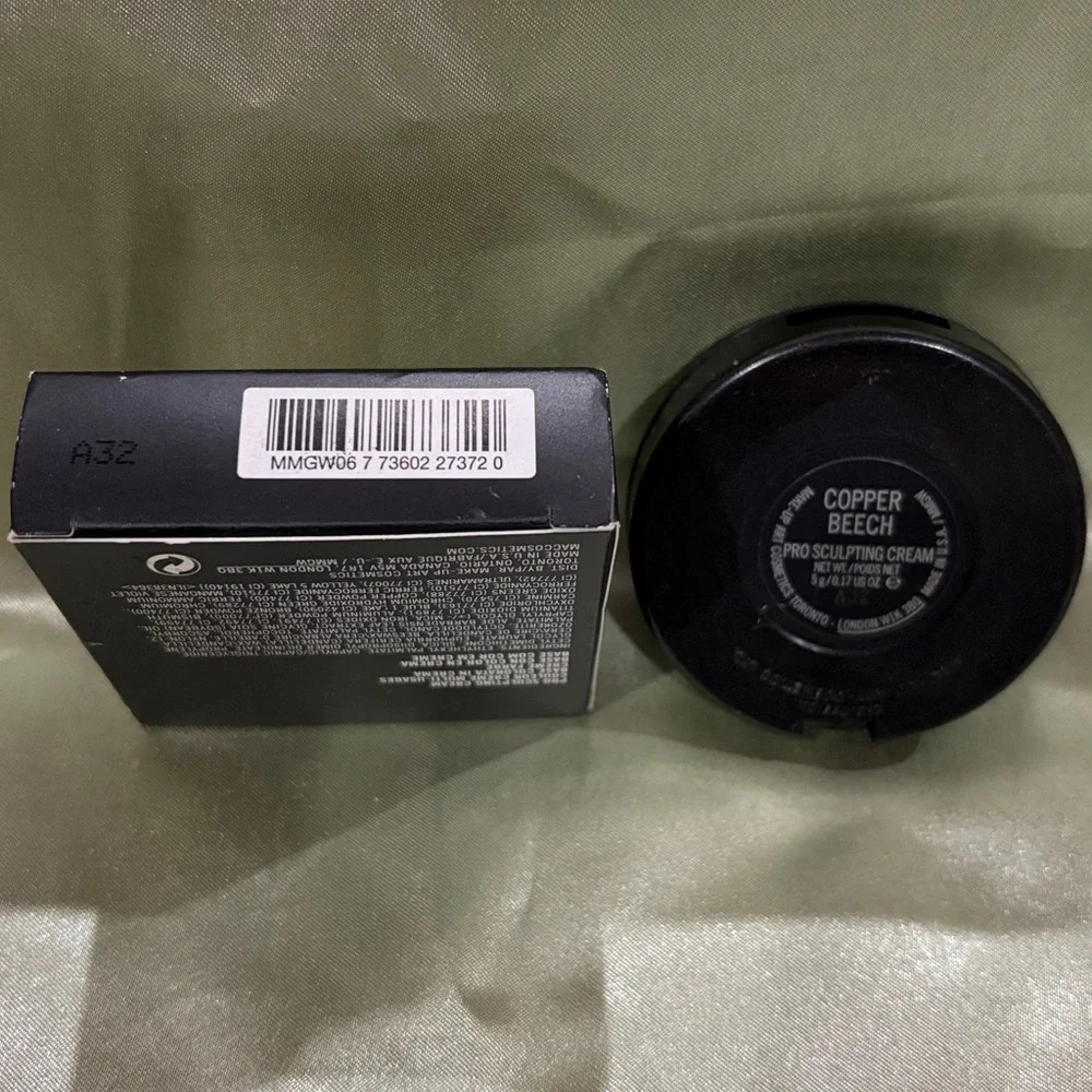 MAC Pro Sculpting Cream Copper Beech New in Box
